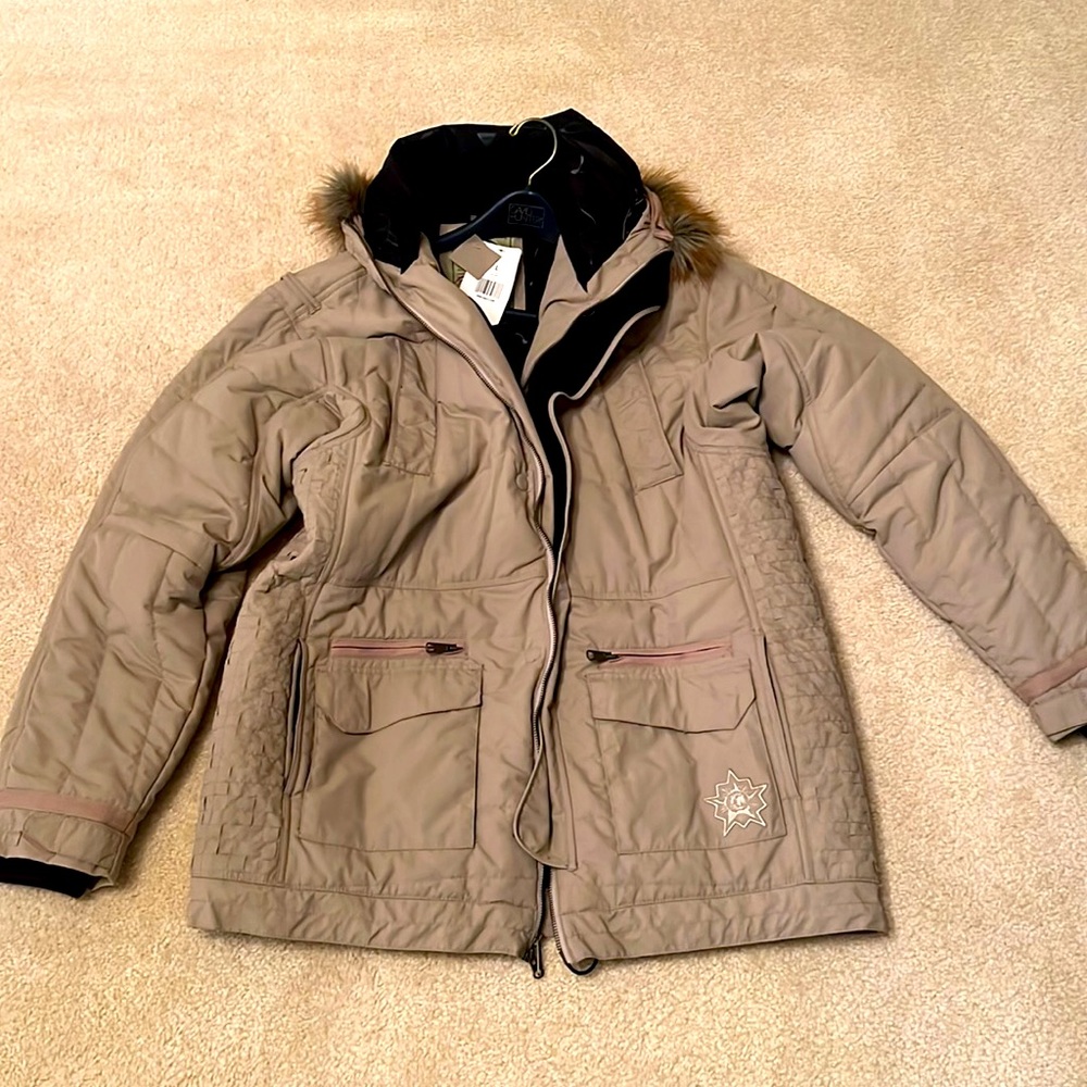 Oakley mens winter jacket two layer. Mens large
